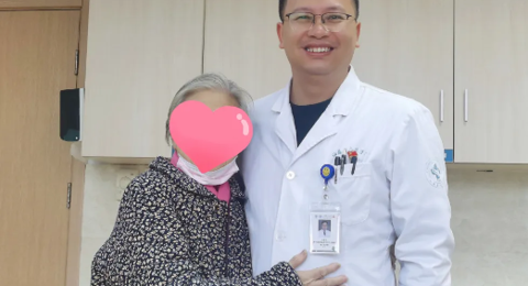 “感謝醫(yī)院，給了我新的生命！”